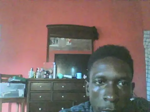 Snapshot of ZanyDemar chatting on April 27, 2026, 3:43 pm ZanyDemar online show from April 27, 2026, 3:43 pm