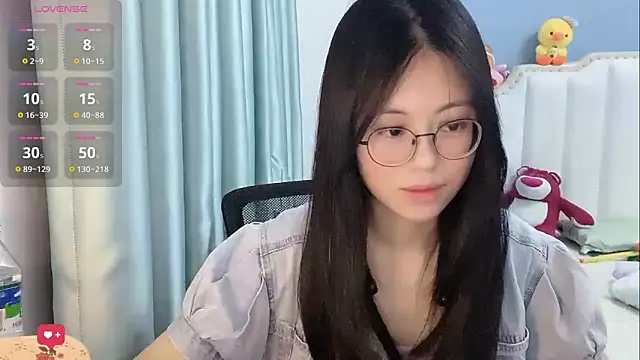 Luna-666 online show from April 30, 2026, 8:57 pm