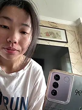Snapshot of XIAOnaimao-001 chatting on May 28, 2026, 5:27 am XIAOnaimao-001 online show from May 28, 2026, 5:27 am