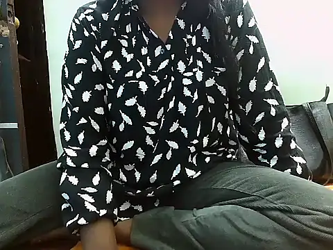 rehana love online show from May 17, 2026, 4:54 am