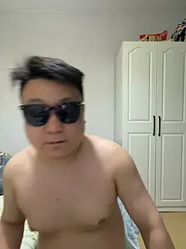 langzi-888 online show from May 15, 2026, 2:46 pm