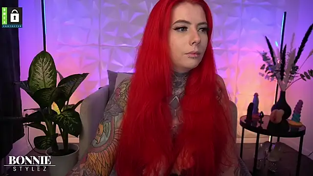 BonnieStylez online show from September 14, 2025, 7:35 pm