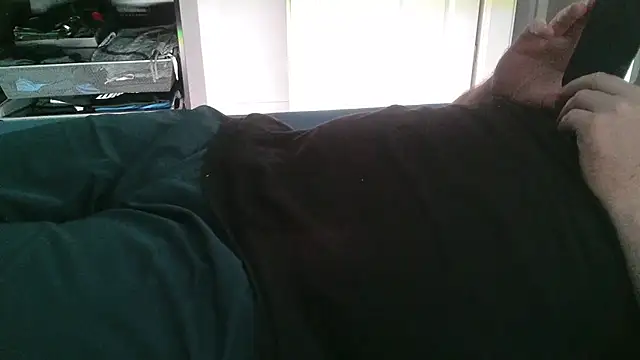 horny-bear89 online show from May 25, 2026, 9:10 pm