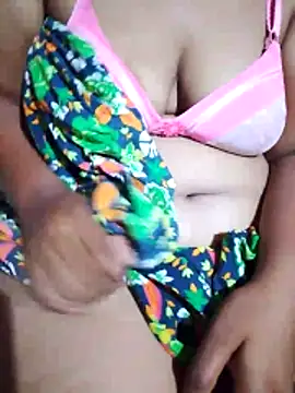 Snapshot of shashini97 chatting on May 4, 2026, 5:42 pm shashini97 online show from May 4, 2026, 5:42 pm