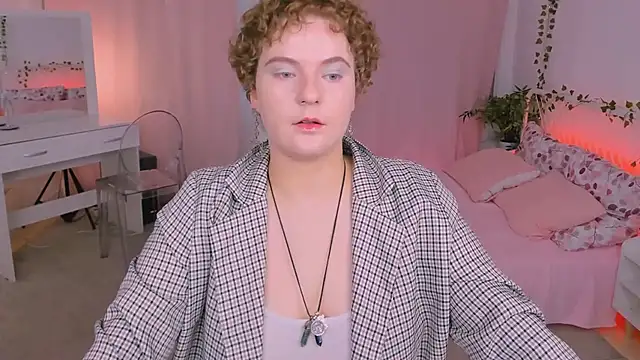 MelittaStorrie online show from May 30, 2026, 6:32 am