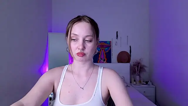 ooopsitscandy online show from May 22, 2026, 4:23 pm