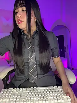Snapshot of iEmily_ chatting on May 9, 2026, 1:55 am iEmily online show from May 9, 2026, 1:55 am
