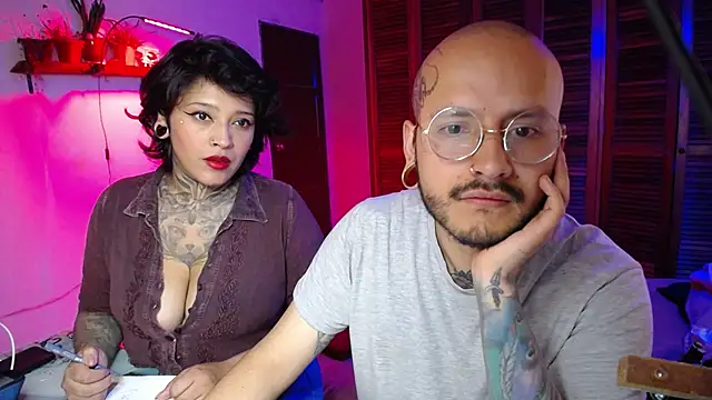 realhomesex online show from May 7, 2026, 1:55 am