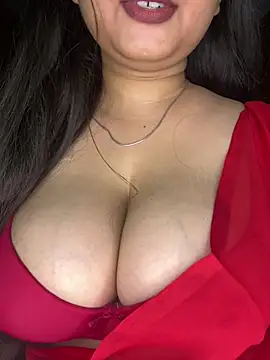 Snapshot of Naughty_pooja44 chatting on May 27, 2026, 7:55 pm Naughty pooja44 online show from May 27, 2026, 7:55 pm