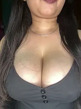 Snapshot of Naughty_pooja44 chatting on May 30, 2026, 7:22 pm Naughty pooja44 online show from May 30, 2026, 7:22 pm