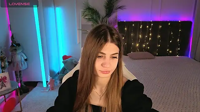 Snapshot of Dayana_Mood chatting on May 21, 2026, 6:42 am Dayana Mood online show from May 21, 2026, 6:42 am