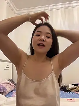 xiaochengzi505 online show from April 29, 2026, 10:49 pm