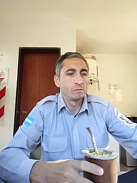 Snapshot of Alejandro83bsf chatting on May 2, 2026, 2:11 pm Alejandro83bsf online show from May 2, 2026, 2:11 pm