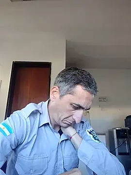 Snapshot of Alejandro83bsf chatting on May 9, 2026, 7:41 pm Alejandro83bsf online show from May 9, 2026, 7:41 pm