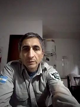 Snapshot of Alejandro83bsf chatting on May 29, 2026, 10:52 pm Alejandro83bsf online show from May 29, 2026, 10:52 pm