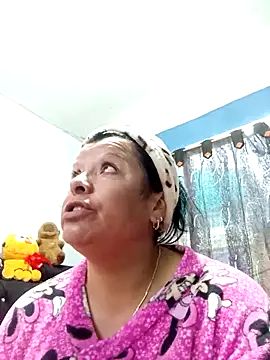 Snapshot of Samantha_Kieran chatting on May 10, 2026, 3:50 pm Samantha Kieran online show from May 10, 2026, 3:50 pm