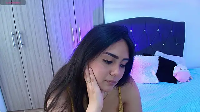 Sara  Dream online show from May 29, 2026, 6:28 pm