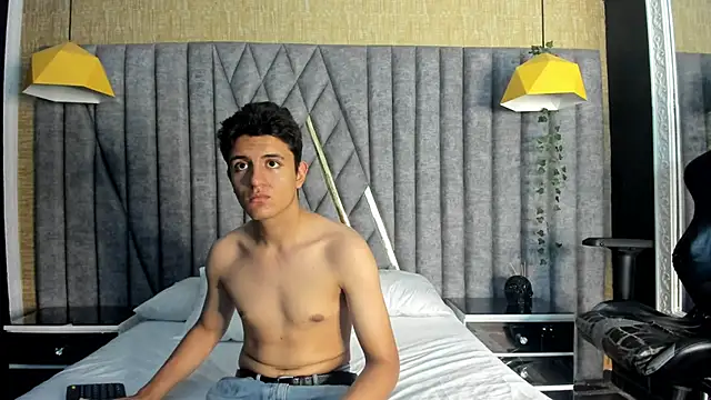 JacksonDunss online show from May 8, 2026, 4:07 am