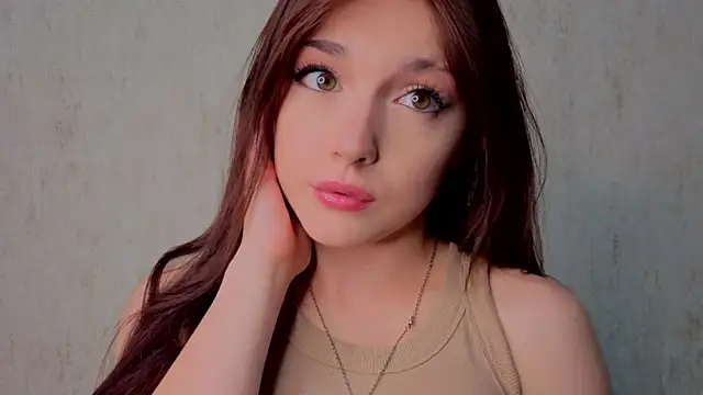 Snapshot of georgymaryhi chatting on July 15, 2026, 3:39 pm georgymaryhi online show from July 15, 2026, 3:39 pm
