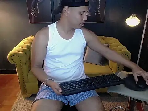 Snapshot of noah_oliver1 chatting on May 29, 2026, 1:47 am noah oliver1 online show from May 29, 2026, 1:47 am