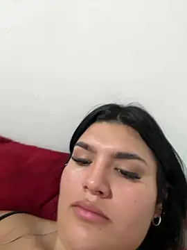 Snapshot of Melinabitchxx chatting on May 17, 2026, 3:41 pm Melinabitchxx online show from May 17, 2026, 3:41 pm
