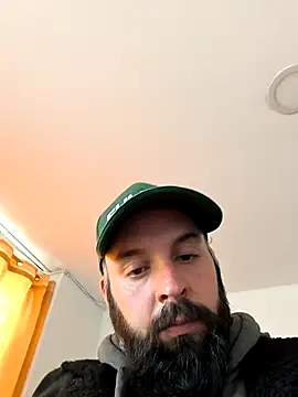 Snapshot of erikthor chatting on May 12, 2026, 7:33 pm erikthor online show from May 12, 2026, 7:33 pm