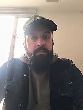 Snapshot of erikthor chatting on May 18, 2026, 6:36 pm erikthor online show from May 18, 2026, 6:36 pm