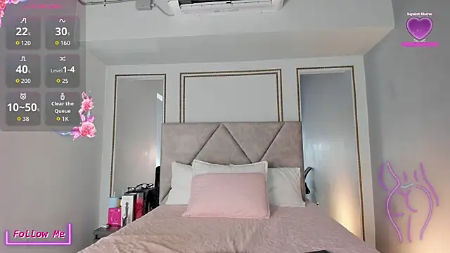 KattyDoll  online show from May 8, 2026, 7:52 pm