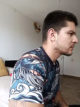 Snapshot of felipe_fitness chatting on May 5, 2026, 9:01 pm felipe fitness online show from May 5, 2026, 9:01 pm