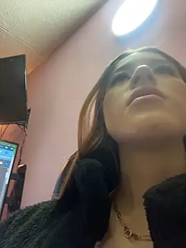Snapshot of Ally_sunnn chatting on May 11, 2026, 6:49 pm Ally sunnn online show from May 11, 2026, 6:49 pm