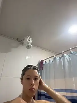 Snapshot of Ally_sunnn chatting on May 24, 2026, 6:35 pm Ally sunnn online show from May 24, 2026, 6:35 pm