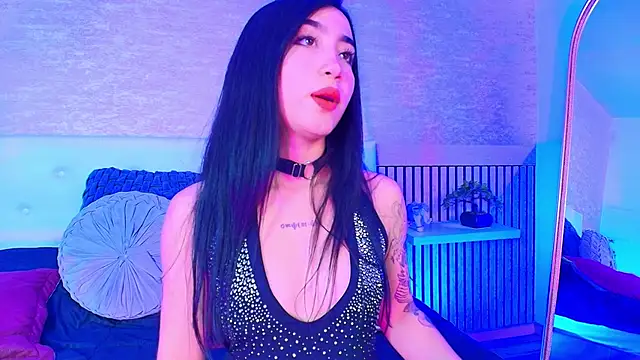 AshleyGross  online show from May 11, 2026, 8:28 pm