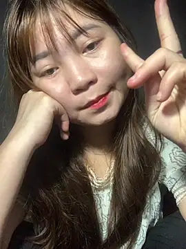 Puzy06 online show from May 8, 2026, 11:32 pm