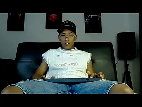 Snapshot of jack_vega1 chatting on May 6, 2026, 7:46 am jack vega1 online show from May 6, 2026, 7:46 am