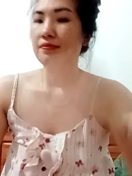 Kee2000 online show from July 2, 2026, 10:54 am