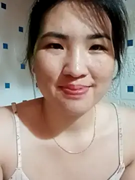 Kee2000 online show from July 10, 2026, 8:29 am