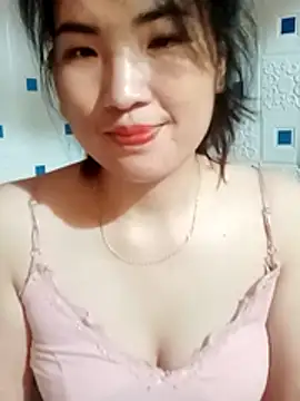 Kee2000 online show from July 15, 2026, 2:22 pm