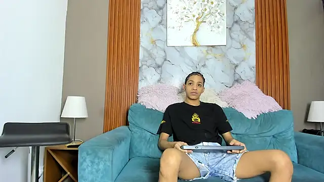 Snapshot of LOVE_GUYS1 chatting on May 1, 2026, 1:26 pm LOVE GUYS1 online show from May 1, 2026, 1:26 pm