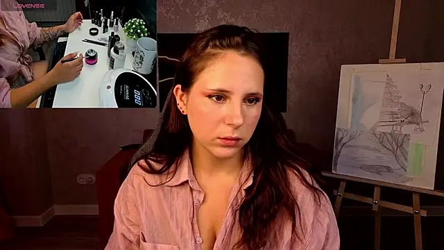 Julia Shyy online show from July 14, 2026, 2:27 am