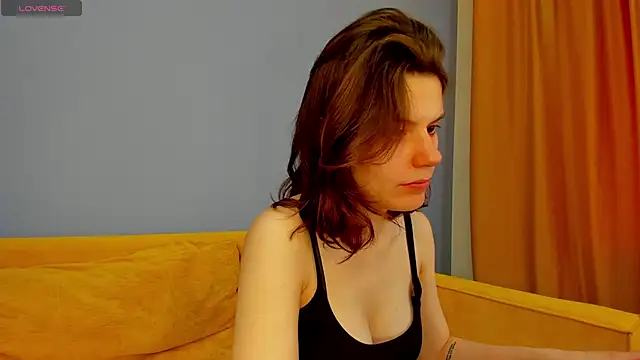 Snapshot of Kira_Be11 chatting on May 31, 2026, 1:14 am Kira Be11 online show from May 31, 2026, 1:14 am