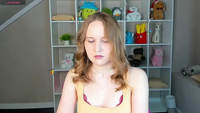 Emmaa Kimm online show from May 21, 2026, 1:01 am