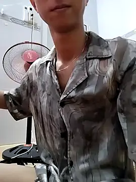 Snapshot of Kiet_Mot_Minh_O_Nha chatting on May 9, 2026, 7:19 pm Kiet Mot Minh O Nha online show from May 9, 2026, 7:19 pm