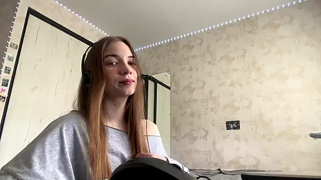 Snapshot of Sonya_Solnarima chatting on April 30, 2026, 11:27 am Sonya Solnarima online show from April 30, 2026, 11:27 am