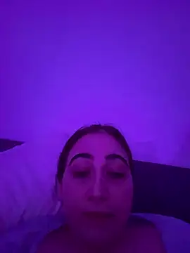 Taylormillie471 online show from May 12, 2026, 11:24 pm