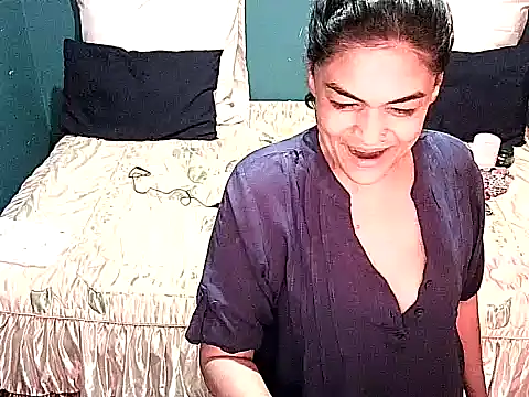 Snapshot of Indian_blaze006 chatting on May 12, 2026, 8:11 am Indian blaze006 online show from May 12, 2026, 8:11 am
