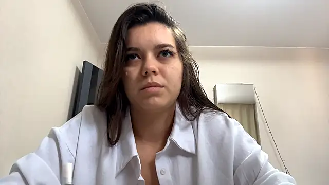 Snapshot of SpringOcean chatting on May 13, 2026, 12:02 pm SpringOcean online show from May 13, 2026, 12:02 pm