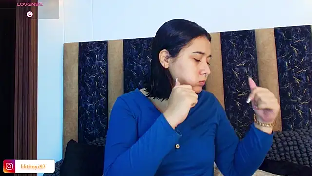 sweet dollLilith online show from May 22, 2026, 2:12 pm