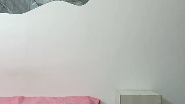 cameronsilverman online show from June 16, 2026, 7:49 pm