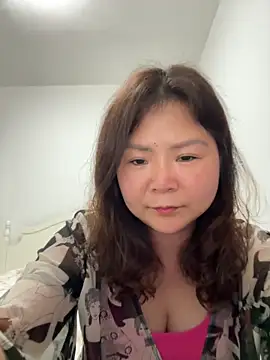 Snapshot of linda51863 chatting on May 20, 2026, 2:34 pm linda51863 online show from May 20, 2026, 2:34 pm