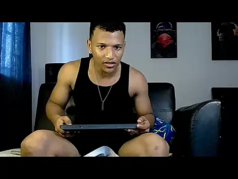 Ian Arcia online show from May 8, 2026, 10:15 pm